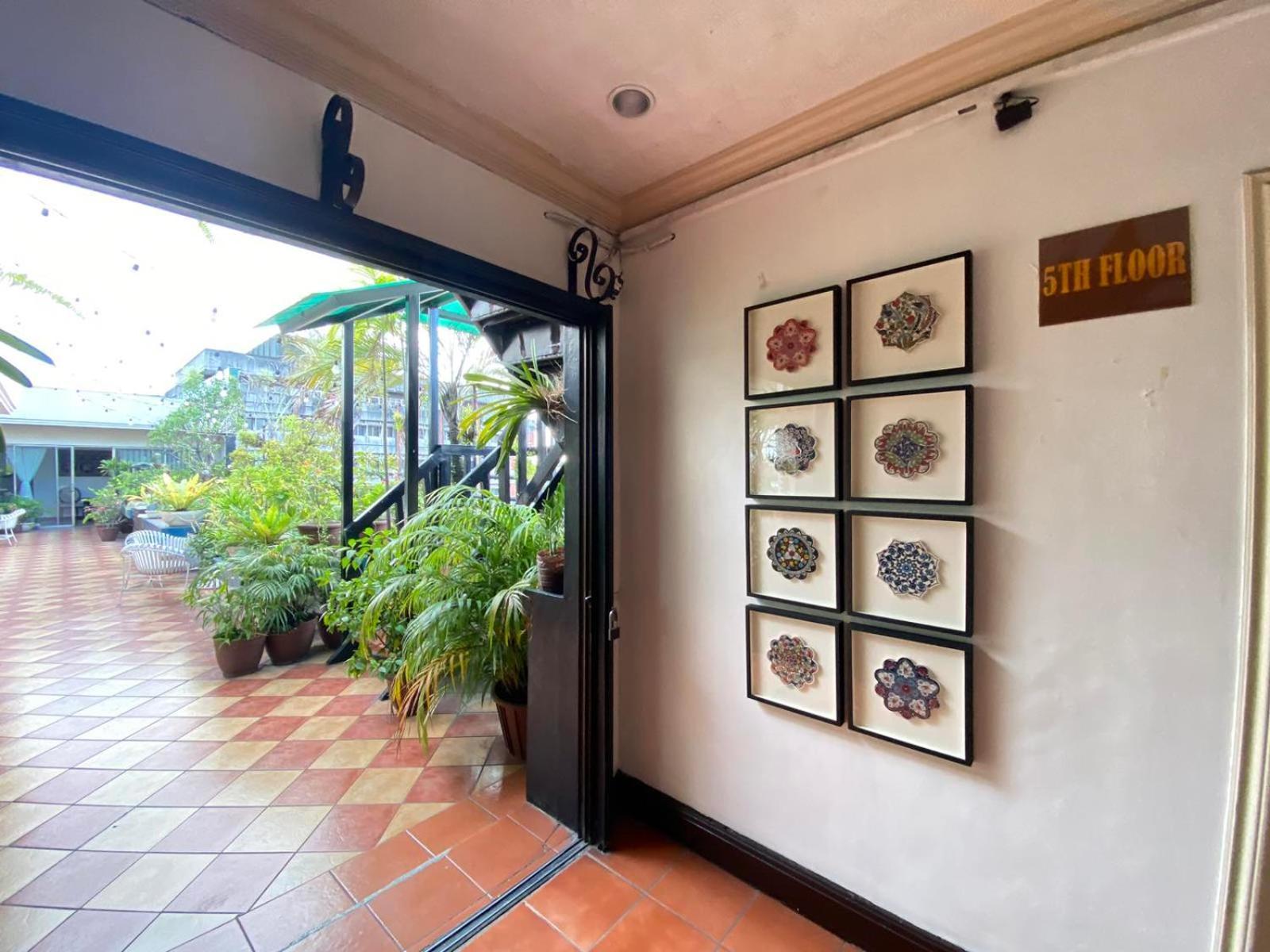 Stone House Quezon City San Juan  Exteriér fotografie